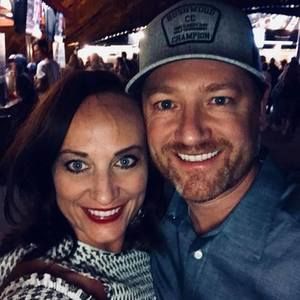 Meet your Posher, Marisa